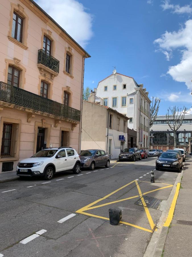 Le Cors'Halles Narbona Esterno foto